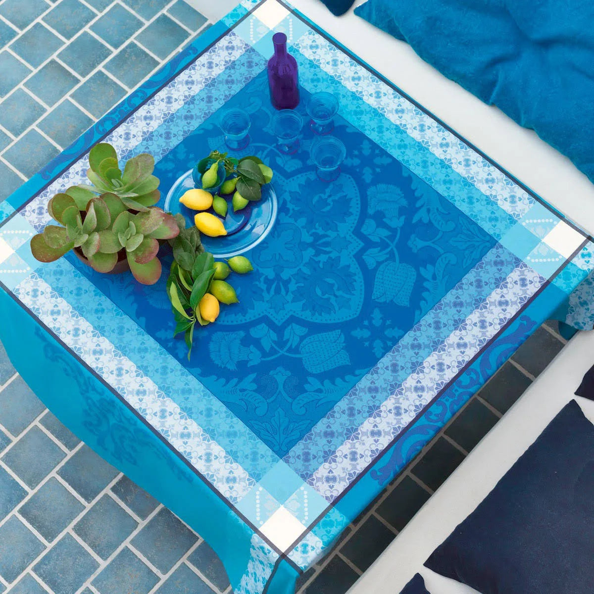 Blue China Tablecloth Square 47 in K2208