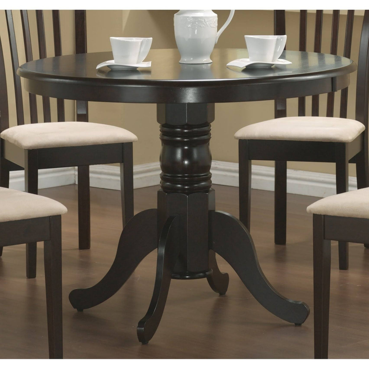 Five-Piece Dining Set Q260175