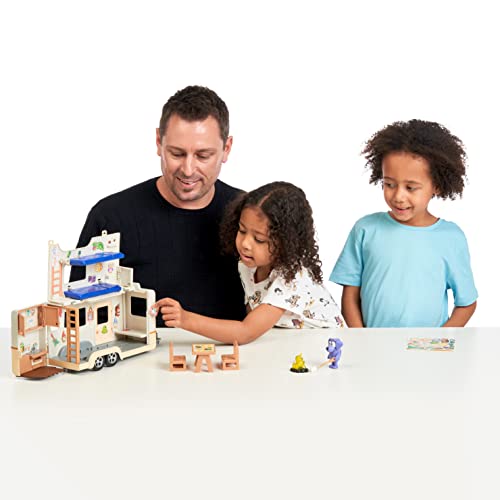 Bluey Caravan Playset with 2.5-3 inch Figures, Camper Van, 2 Figures, 5 Accessories, 1 Sticker W6327