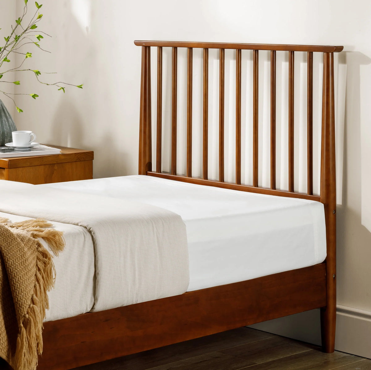 Queen Wood Platform Bed Frame F74252