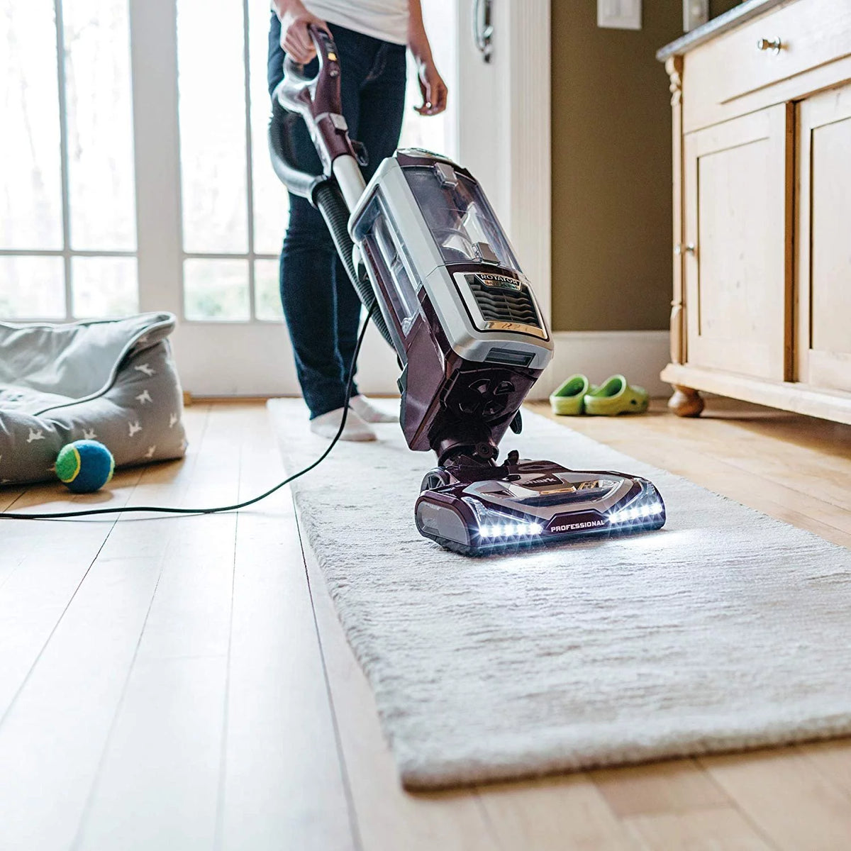 Restored Upright Vacuum with Brush Q50857