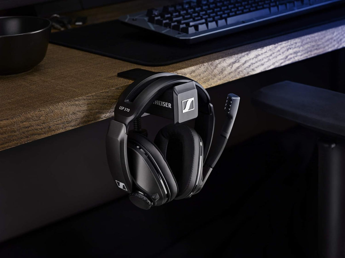 Black Over-Ear Wireless Gaming Headset Y85057