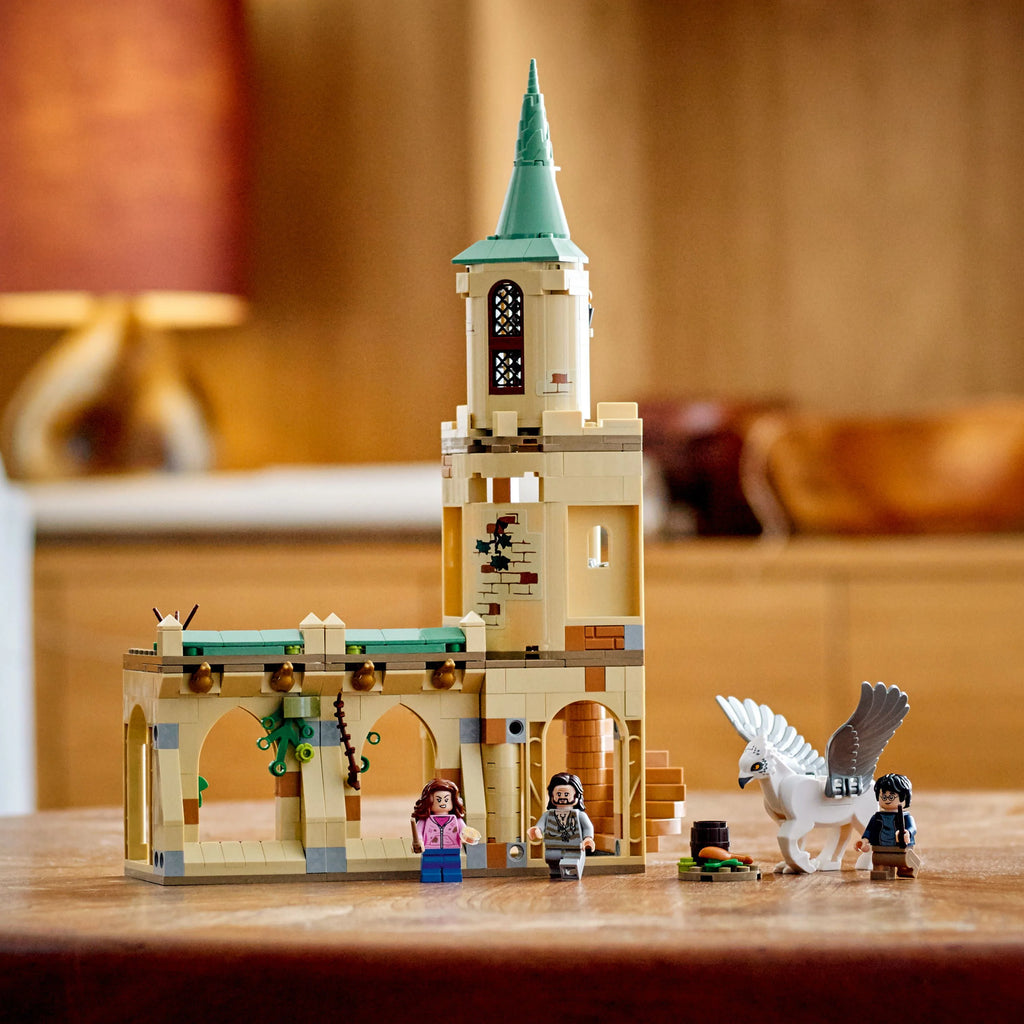 Castle Tower Toy with Hippogriff Figure and Prison Cell L7768
