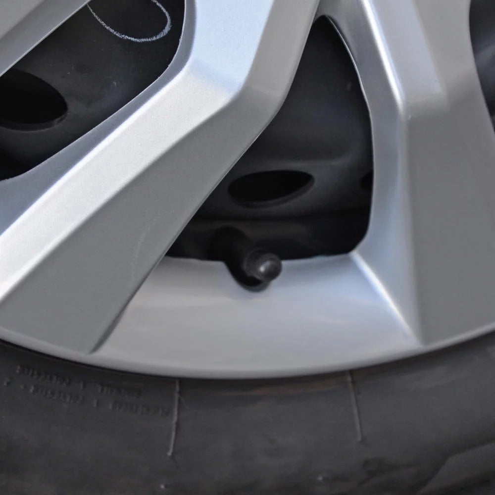 16 Inch Silver Replica Wheel Covers (4 Pieces) C230578
