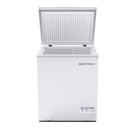 White 7-Cu.Ft Chest Freezer with Flip-Up Lid U412