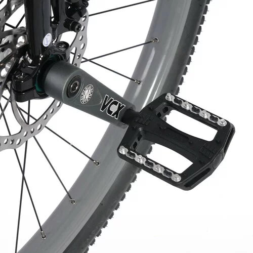 32 Black Unicycle W991