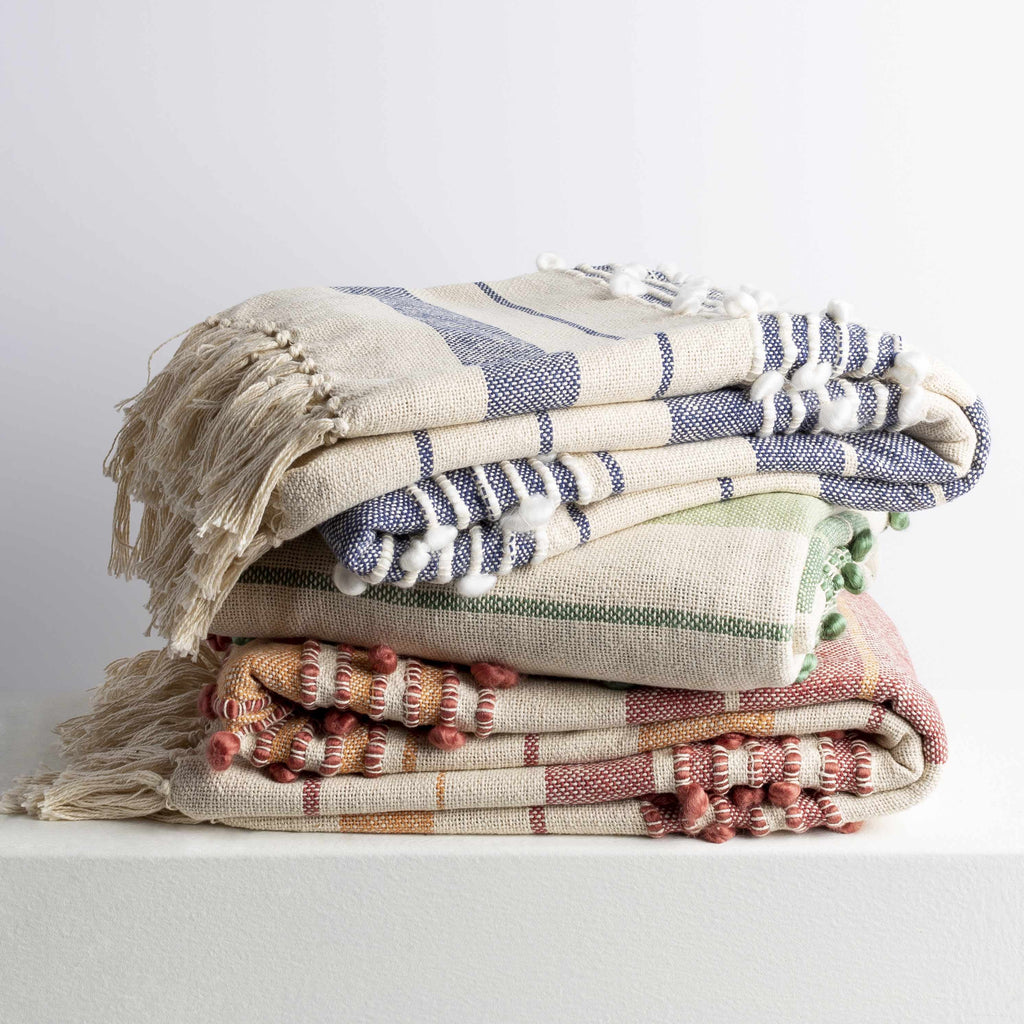 Cotton Throw Blanket with Tassel G873592