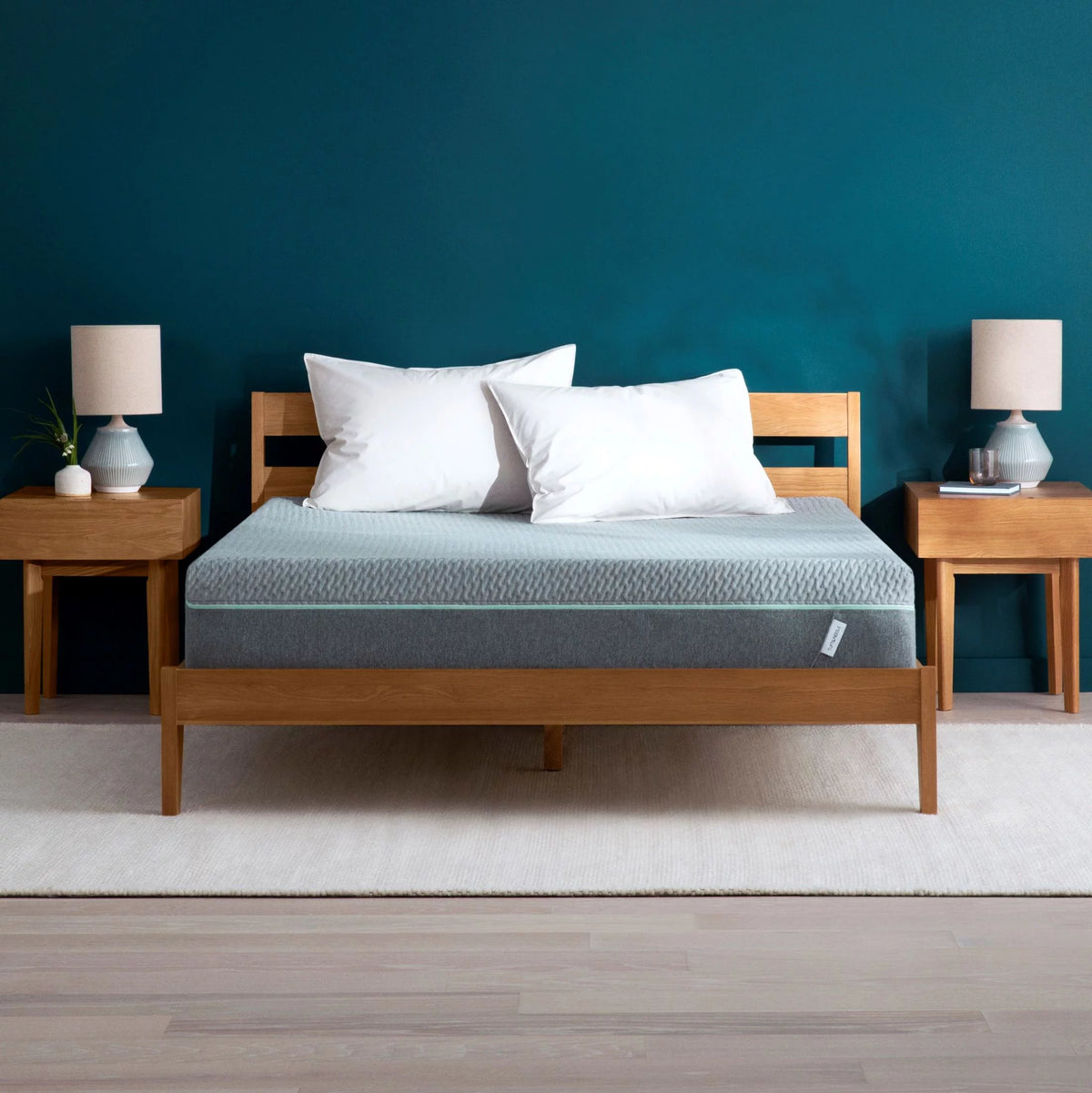 Queen Adaptive Foam Mattress M9562