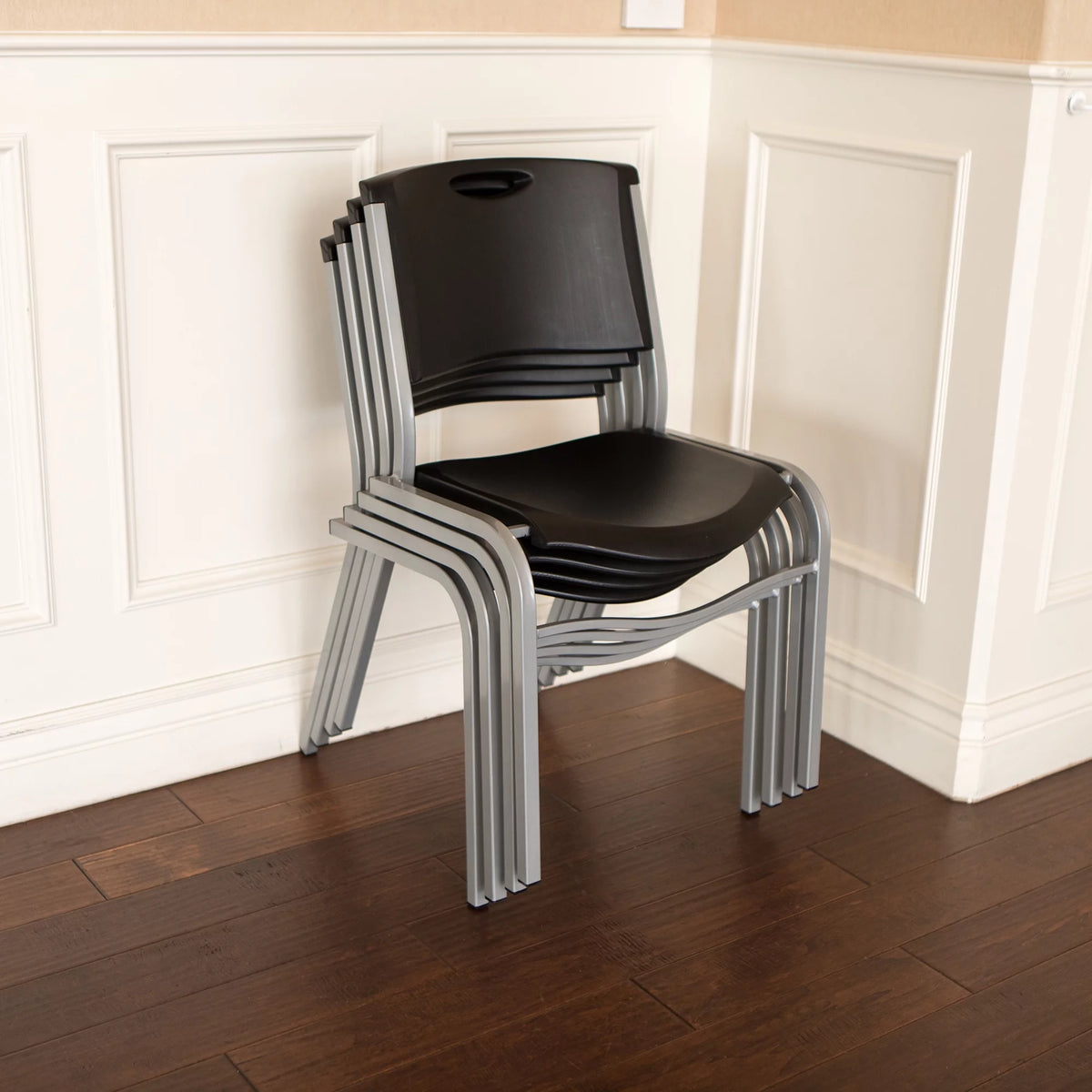 Black Plastic Stacking Chair 4 Pack Y840160