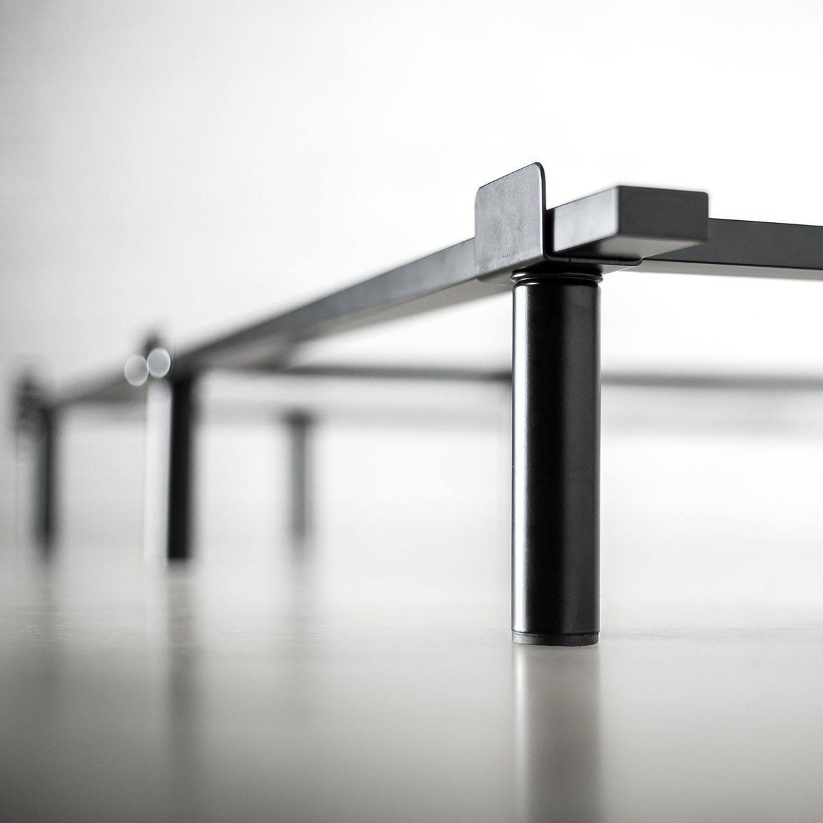 Adjustable 7 inch Heavy Duty Bed Frame Y1847