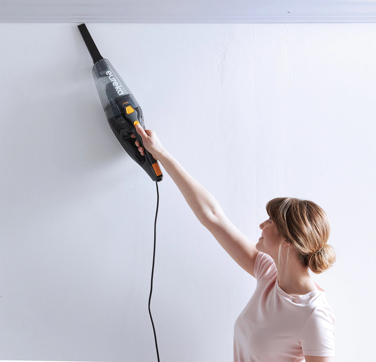 Lightweight Swivel Stick Vacuum Cleaner O34773